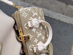 -LV路易威登(德基广场店)