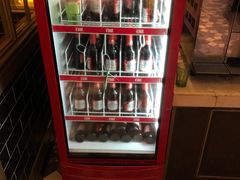 哈根达斯-钱小奴海鲜自助黑金店(杭州滨江龙湖店)