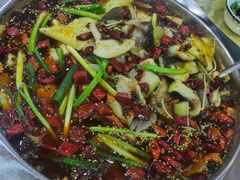 -乡土特色.冷锅鱼.牦牛肉汤锅