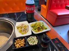 -六州府地锅鸡·农家菜·龙虾(未来科技城店)