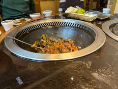 -锅老头海鲜铁锅炖