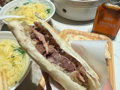 -高玛纳驴肉火烧(一世界店)