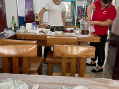 大堂-梁师傅砂锅(哈达西街店)