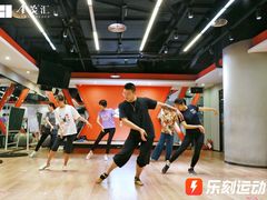 -乐刻运动健身精品馆(览秀城店)