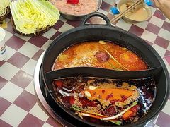 -赵美丽·重庆社区火锅·直营店(火车东站·中豪国际店)