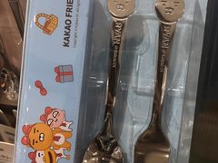 -名创优品(山东青岛市新业广场店)
