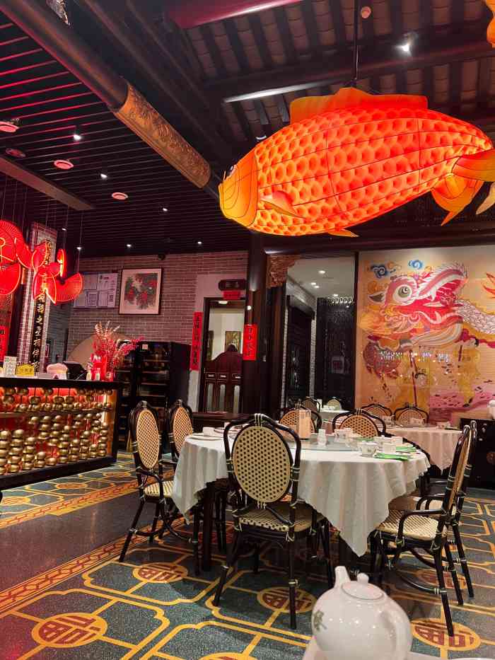 肥福排档(北京总店)-"[薄荷]环境: 环境布置的挺有特色. .