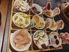 -菌自由丨野生菌火锅特色庭院餐厅(丽江古城店)