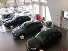 -上海冠松华奥奥迪4S店(张江店)