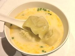 鲜鱼汤馄饨-Yan Ting 宴庭中餐厅(上海静安瑞吉酒店)