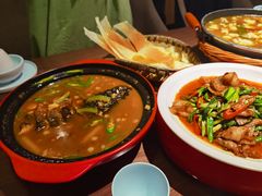 -有红鸡毛店·川菜(建设路店)