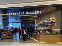 门面-星巴克臻选(上海合生汇1F店)