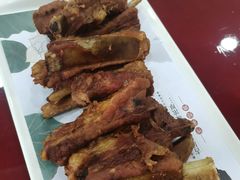 -鸿运美食府
