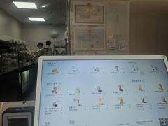 -喜茶(上海淮海中路渔阳里店)