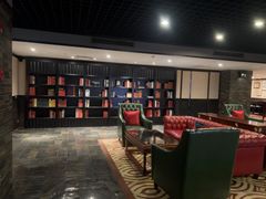 -上海锦江汤臣洲际大酒店柒酒廊