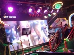 -路边边地标烧烤·川菜·小龙虾·音乐酒馆(良乡长虹店)