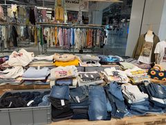 -多抓鱼循环商店(虹桥天地店)