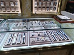 -亨得利名表服务中心(上海湾店)