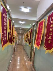 -苗医生专业祛痘·皮肤管理