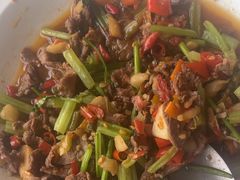 -严记小天府酸菜鱼(西四路店)