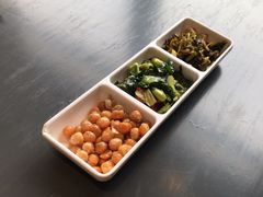 -江宴渔村·鱼鲜土菜(紫荆广场店)