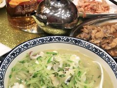 -洁神饭庄·海鲜·青岛菜·30年老字号(五四广场店)