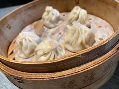 蟹粉小笼包-绿波廊(豫园店)