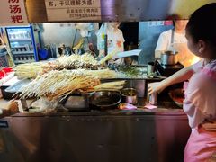 自助取餐区-虎门巷高坎坎烤肉店