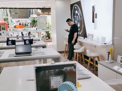 -荣耀授权专卖店(黄浦浙江中路店)