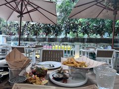 -Mark&Mars Restaurant
