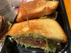 圣塔芭芭拉经典牛肉特堡-The Habit Burger Grill 哈比特汉堡(复兴soho店)