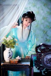 -九月鹰飞汉服摄影工作室