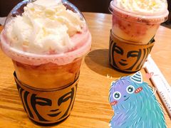 -星巴克臻选(周浦万达店)