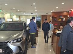 -大连中升雷克萨斯(华北路店)