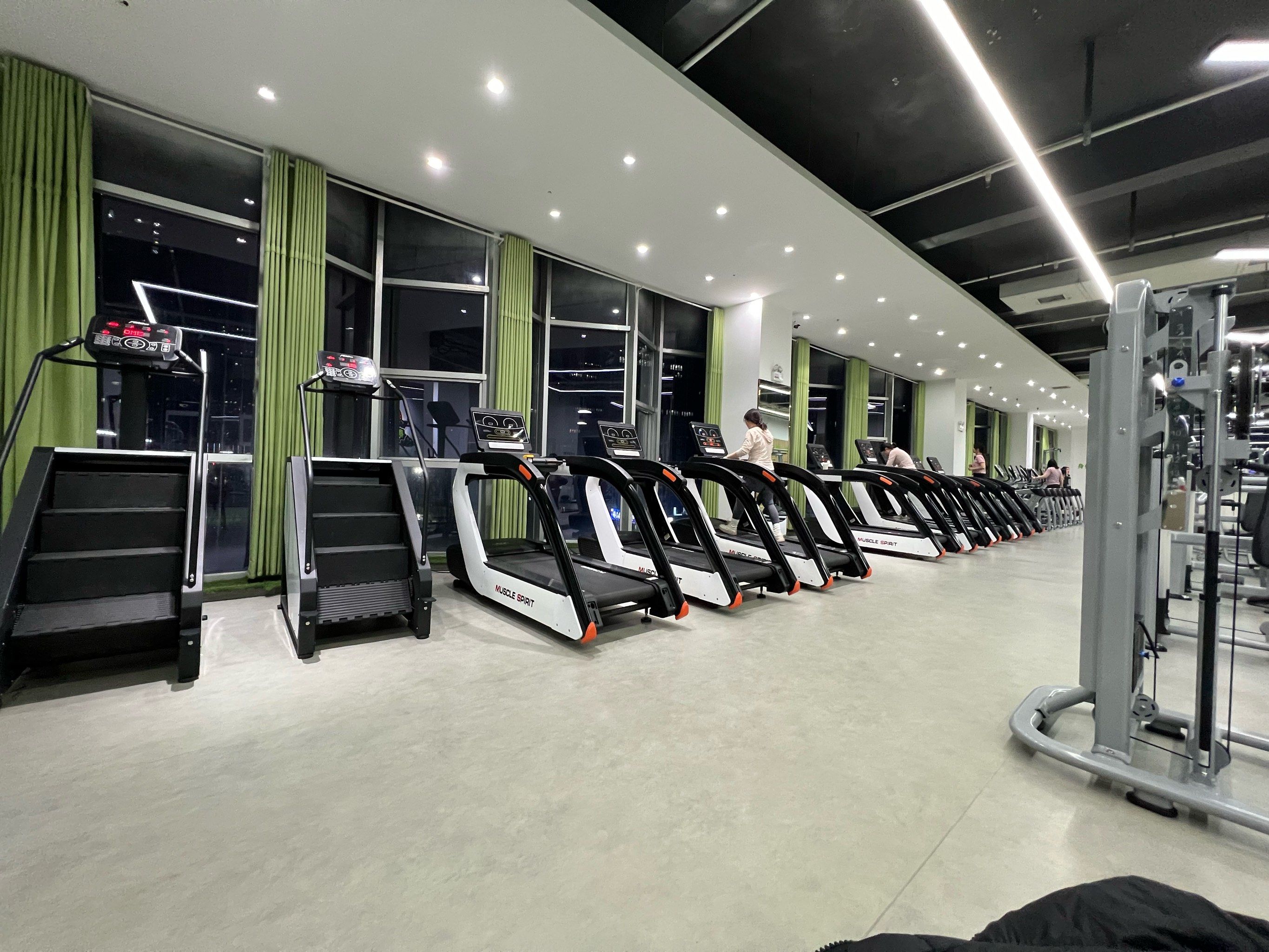 家人们谁懂啊!偶然发现的这家私教健身房