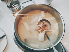 -煲王粤菜餐厅(中侨中心店)