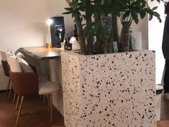 -Line 咖啡(石厦花园店)