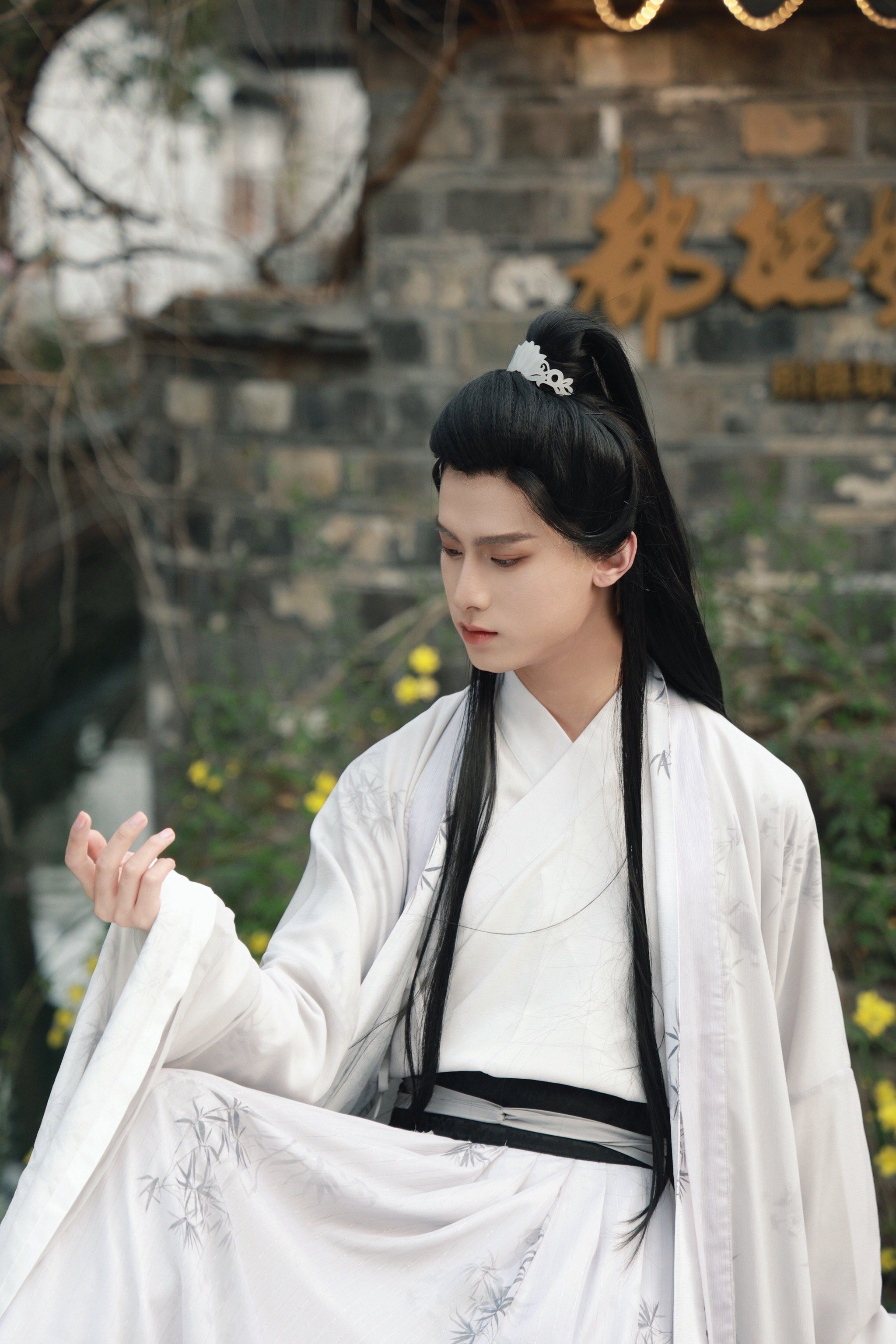 才子,男生贴头套后的汉服妆造后的效果也是惊艳不已呀
#古装造型