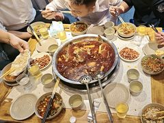 -肖肖酸萝卜鱼火锅(总店)