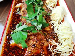 -有红鸡毛店·川菜(建设路店)