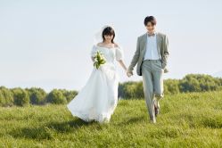 -蒙太奇婚纱摄影(万达店)