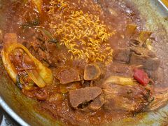 -喇喇排骨火锅·传统韩式脊骨汤(望京西园总店)