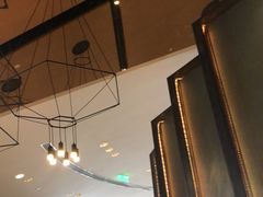 -WOLFGANG PUCK KITCHEN & BAR(迪士尼小镇店)