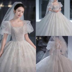 -衣贝姿婚纱礼服馆