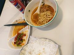 -伊北味·清真青海拉面村(延安路店)