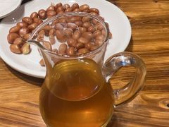 九寨蜂蜜青稞酒一杯-乡土特色.冷锅鱼.牦牛肉汤锅