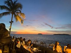 -Sunset Bar(丹绒亚路香格里拉店)