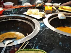 -袁小二大东北铁锅炖(吉祥村总部)