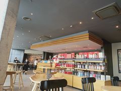 -星巴克臻选(郑州中原万达店)