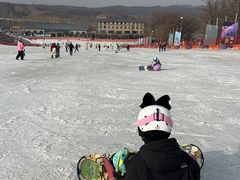 -庙香山滑雪场